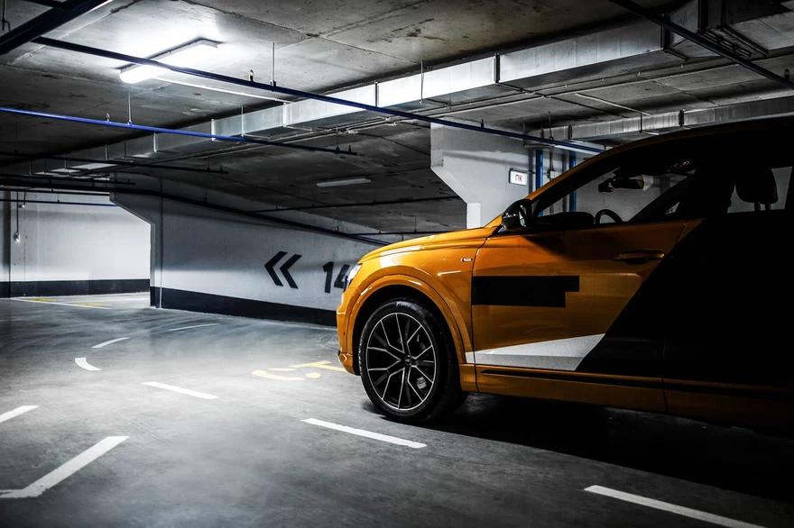 Автомобиль под охраной